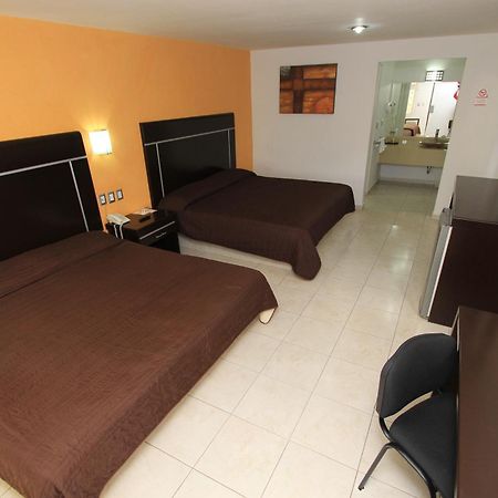 Hotel 5 inn Silao Buitenkant foto