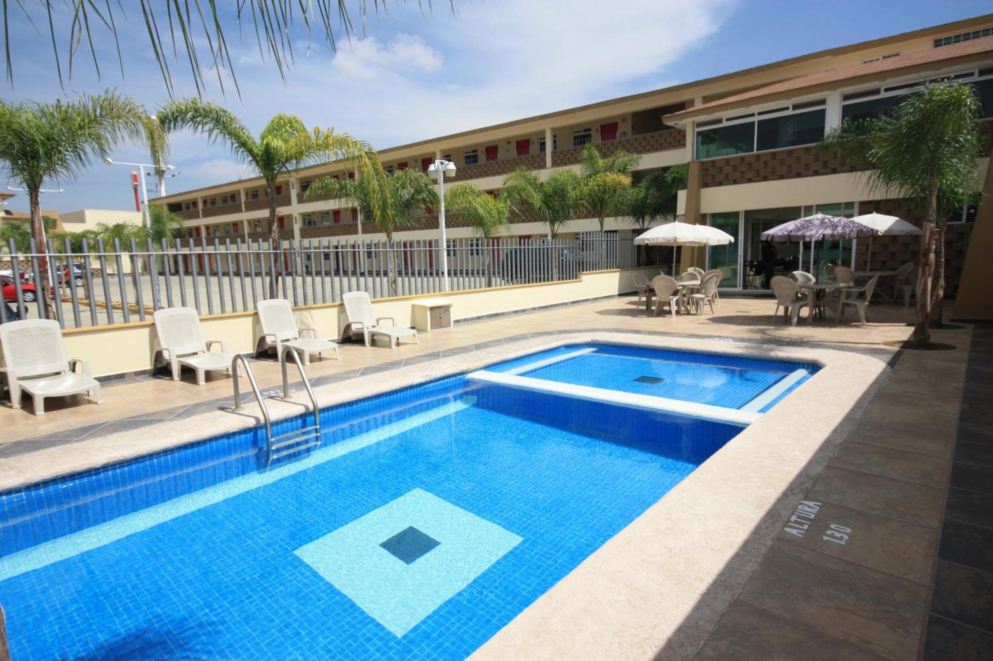 Hotel 5 inn Silao Buitenkant foto