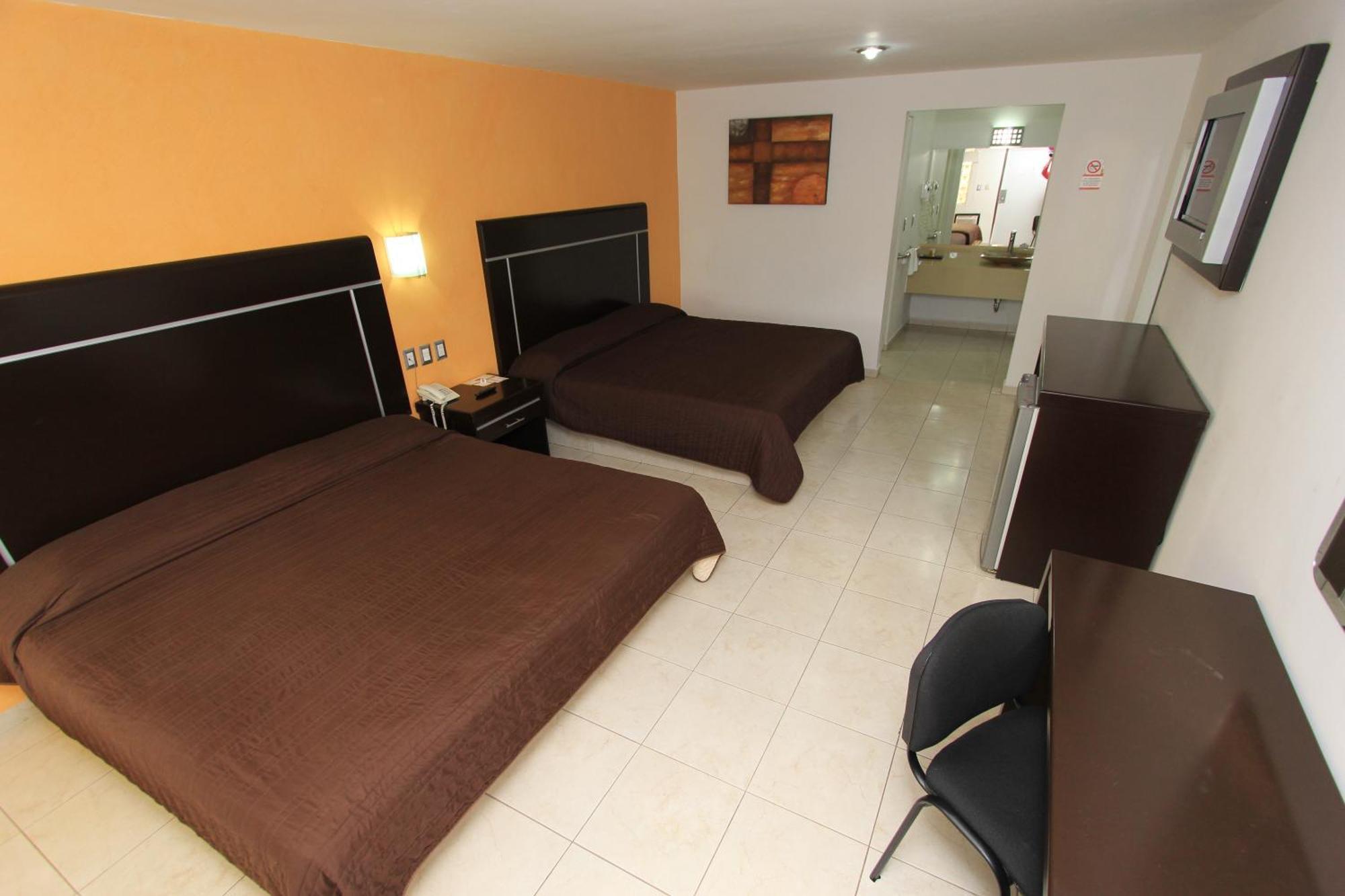 Hotel 5 inn Silao Buitenkant foto